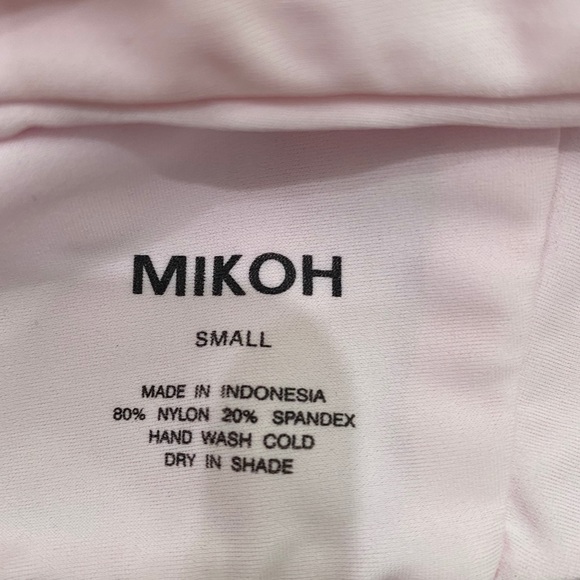 SOLD-Mikoh Bikini Set (can’t delete listing) - Picture 4 of 8